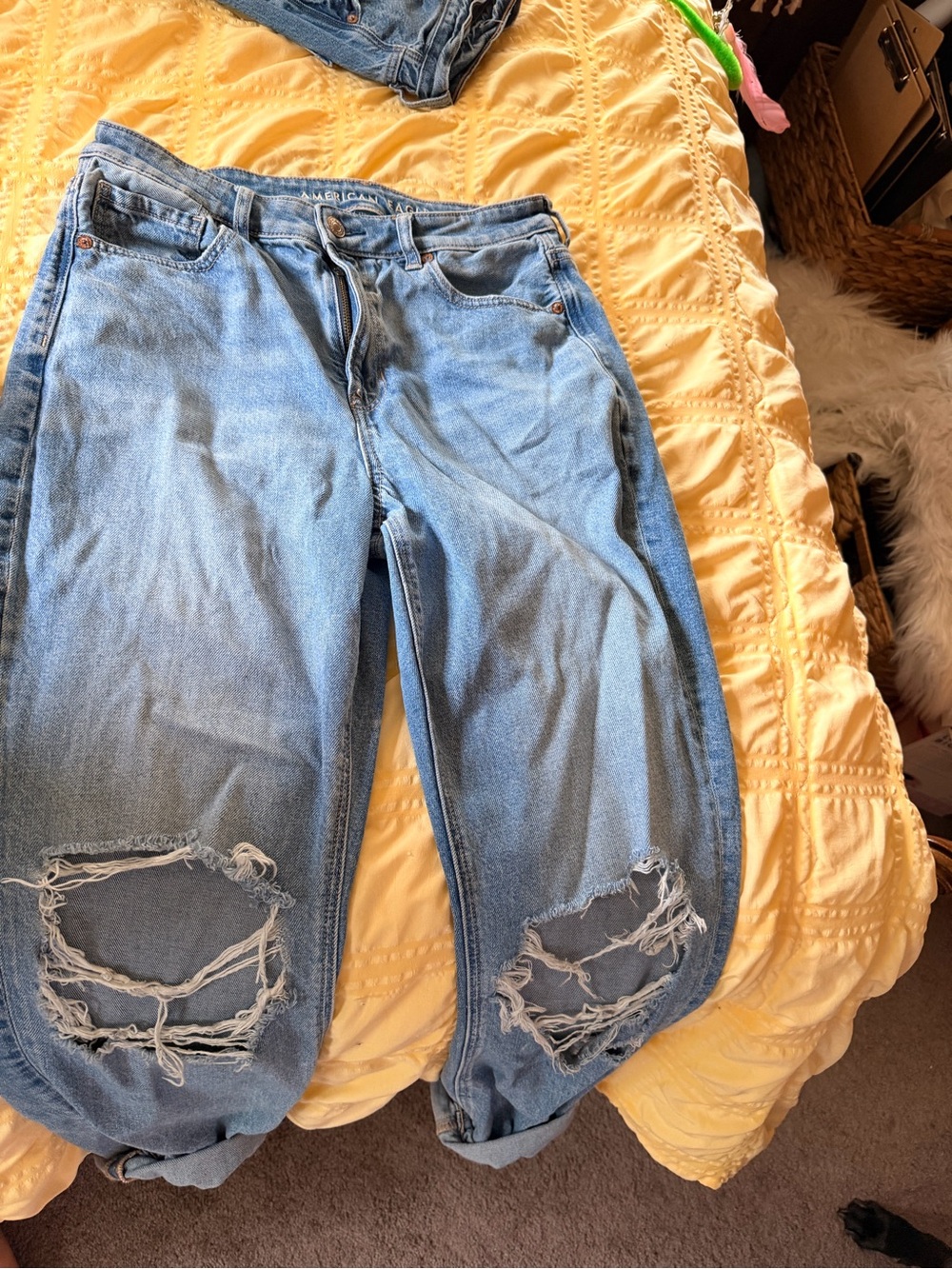 American Eagle Outfitters Light Blue Denim Jeans